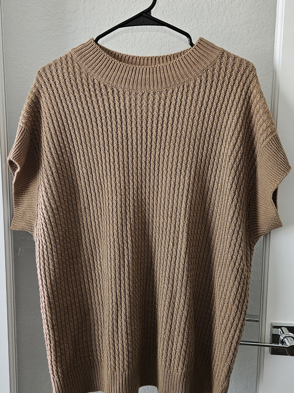 SHEIN Tan Textured Short-Sleeve Crew Neck Sweater
